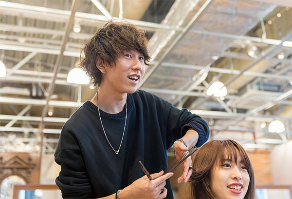 大村美容ファッション専門学校