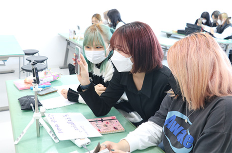 韓国ビューティー&ファッションを学ぶ 大村美容ファッション専門学校